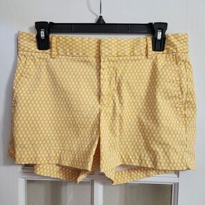 Banana Republic Martin Fit Yellow Print Tailored Shorts Size 6